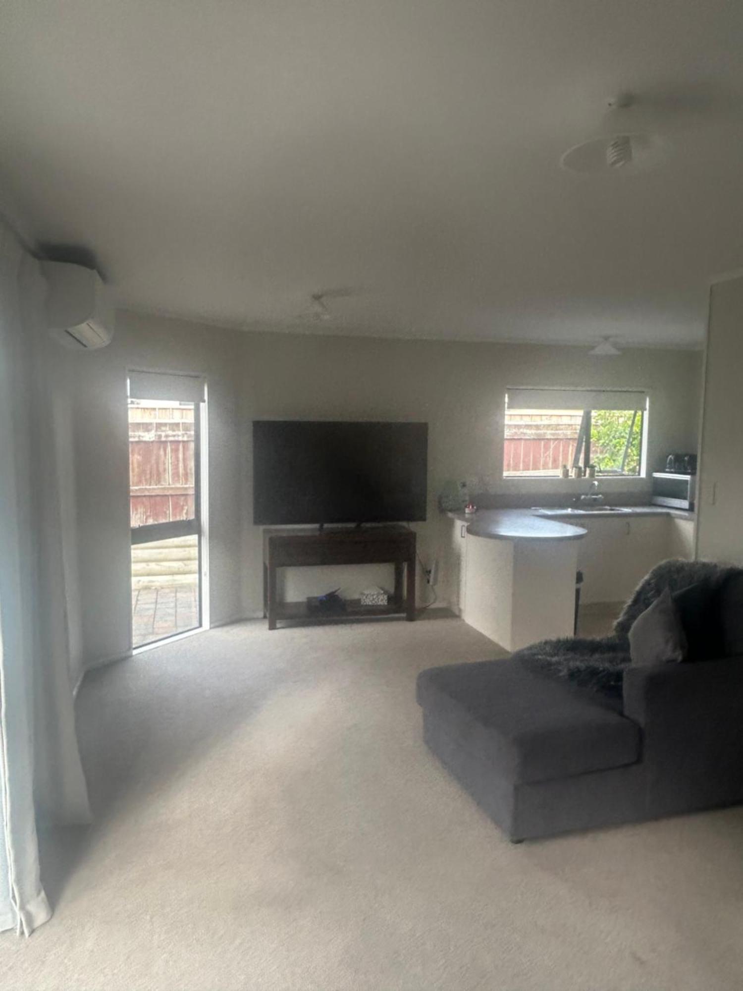 Raceway Getaway Villa New Plymouth Esterno foto